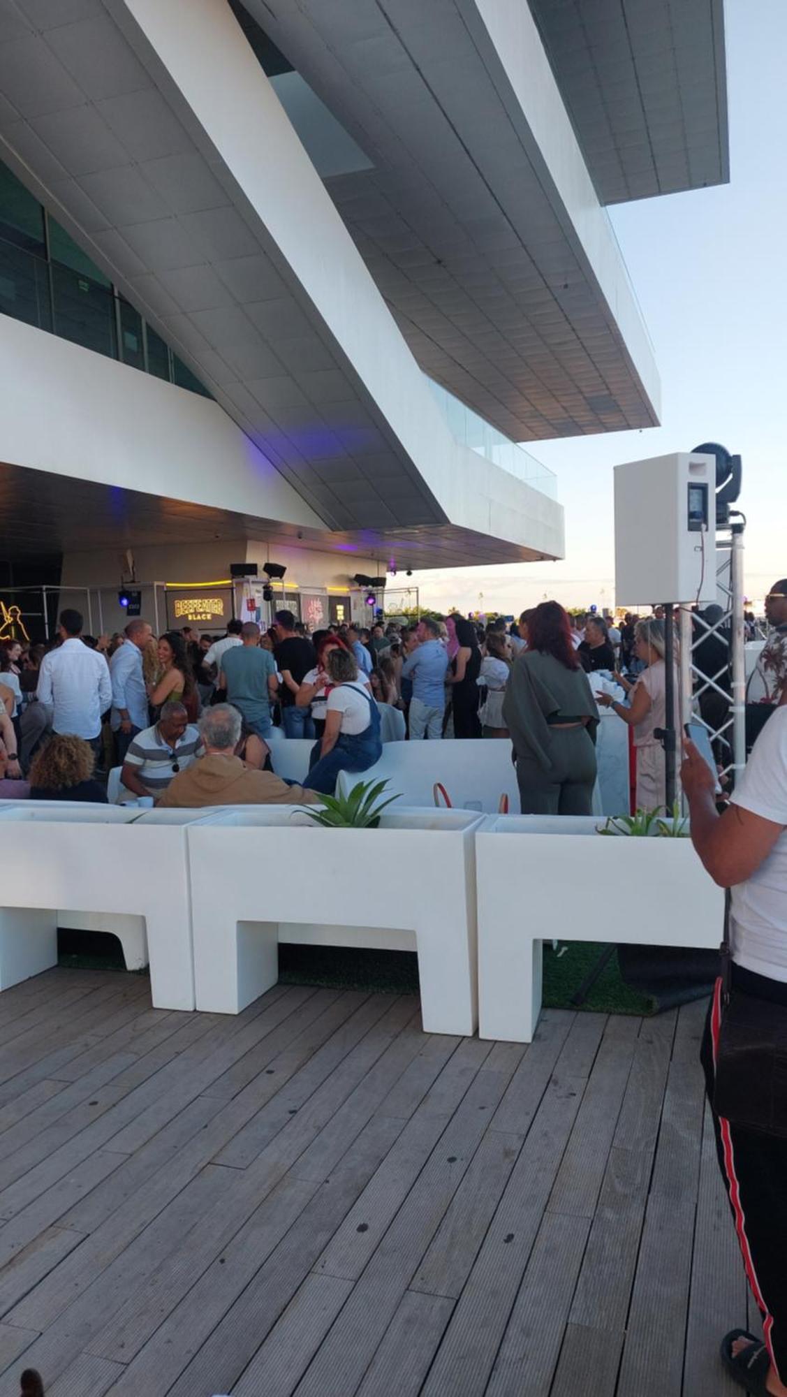 Lyesblb Aparthotel Valencia Exterior foto